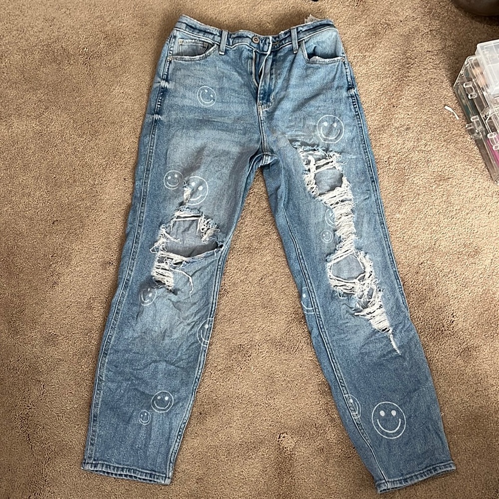 hollister ultra high rise mom jean